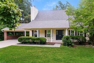 2359 Oakton Drive, Clemmons, NC 27012