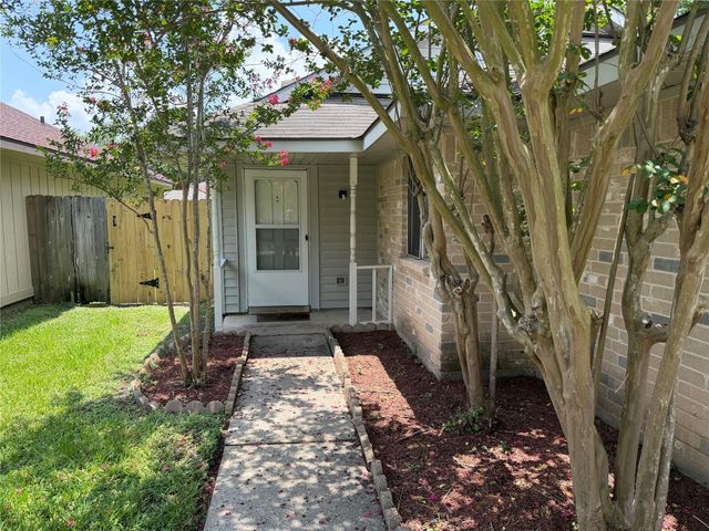 23423 Tree House Lane, Spring, TX 77373