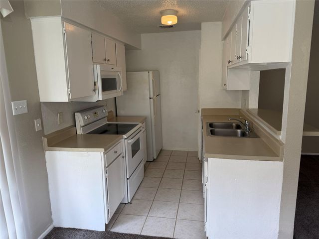 23423 Tree House Lane, Spring, TX 77373