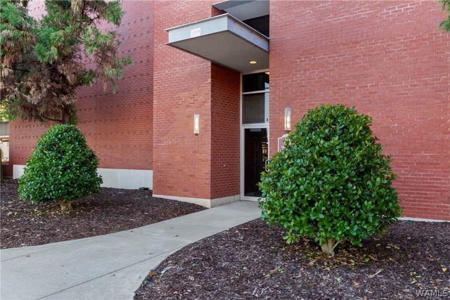 1018 Hackberry 202, Tuscaloosa, AL 35401