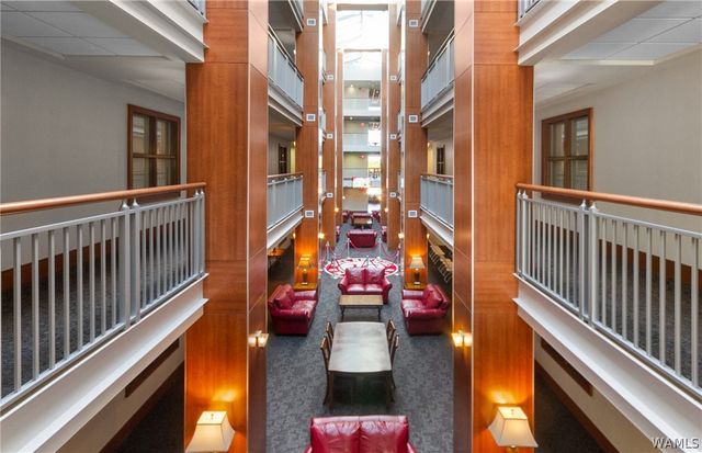 1018 Hackberry 202, Tuscaloosa, AL 35401