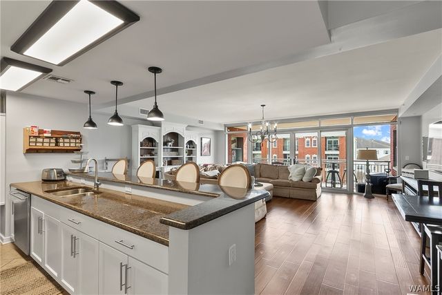 1018 Hackberry 202, Tuscaloosa, AL 35401