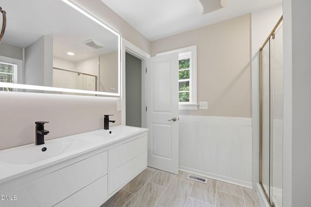 9812 Gralyn Road, Raleigh, NC 27613