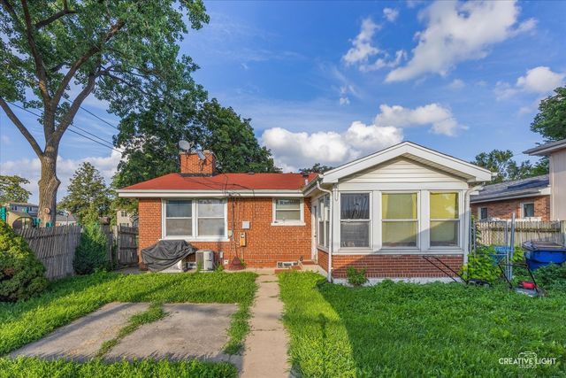 124 Sawyer Avenue, La Grange, IL 60525
