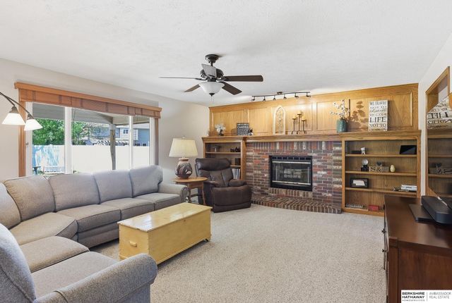 10383 Redick Avenue, Omaha, NE 68122