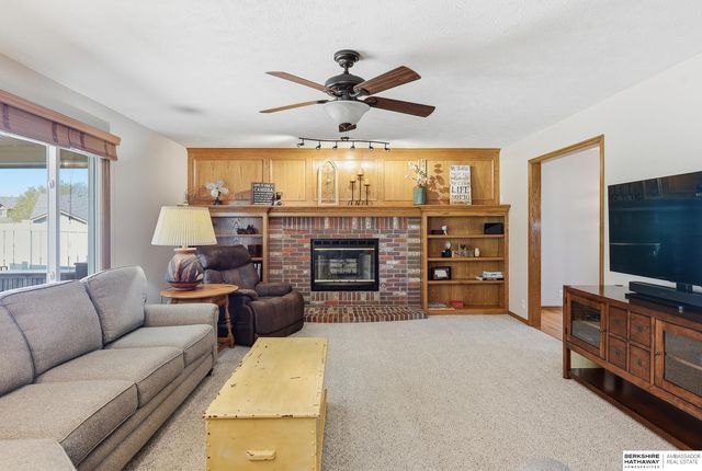 10383 Redick Avenue, Omaha, NE 68122