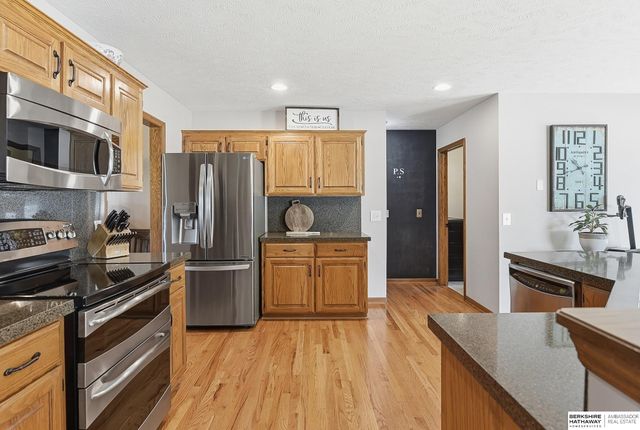 10383 Redick Avenue, Omaha, NE 68122