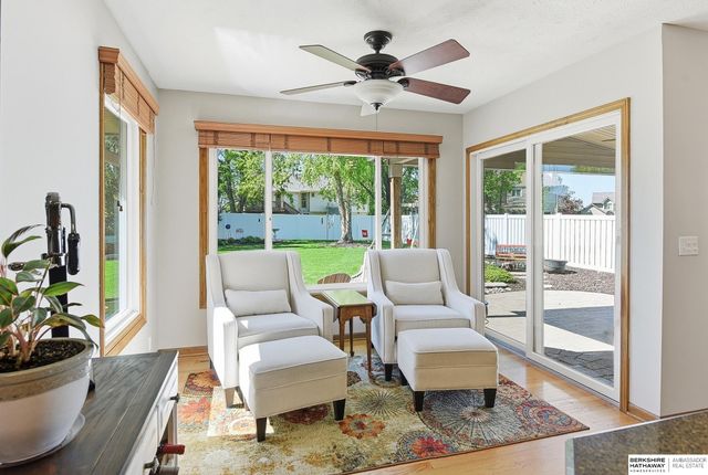 10383 Redick Avenue, Omaha, NE 68122