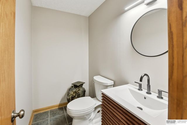 10383 Redick Avenue, Omaha, NE 68122
