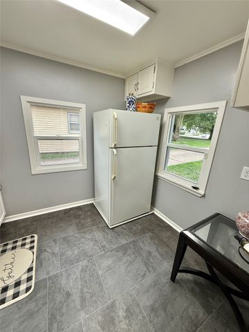 3903 SW 9th Street, Des Moines, IA 50315