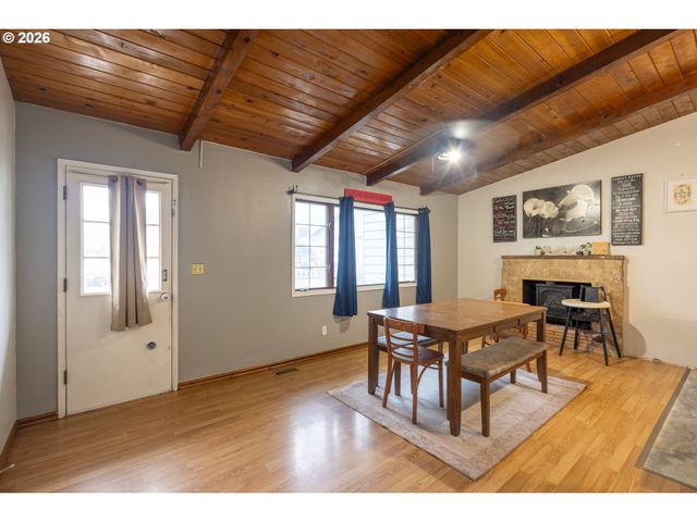 34035 Se ELM St, Scappoose, OR 97056