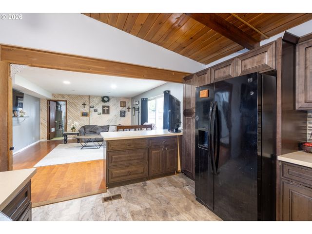 34035 Se ELM St, Scappoose, OR 97056