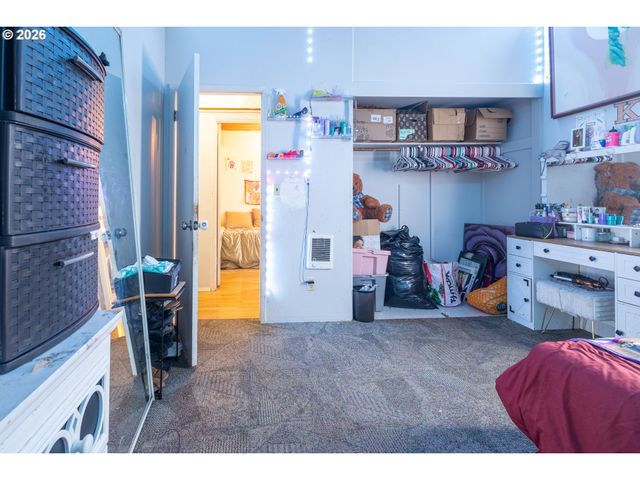 34035 Se ELM St, Scappoose, OR 97056