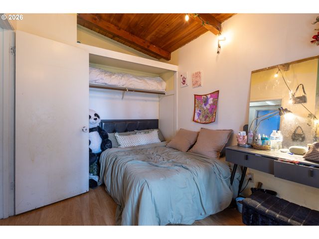 34035 Se ELM St, Scappoose, OR 97056