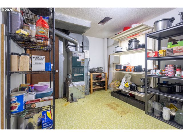 34035 Se ELM St, Scappoose, OR 97056