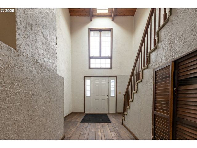 34035 Se ELM St, Scappoose, OR 97056