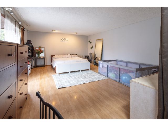 34035 Se ELM St, Scappoose, OR 97056