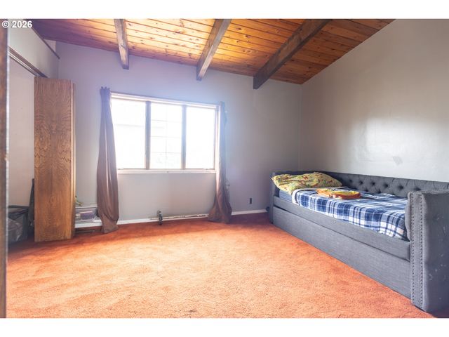 34035 Se ELM St, Scappoose, OR 97056