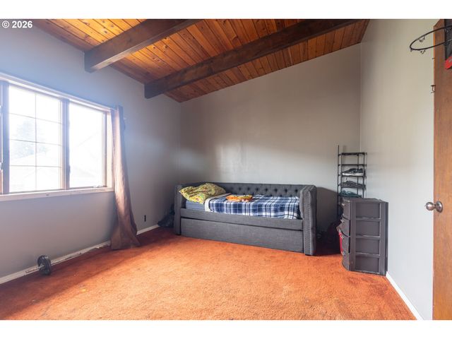 34035 Se ELM St, Scappoose, OR 97056