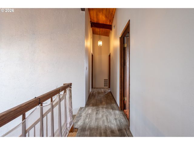 34035 Se ELM St, Scappoose, OR 97056