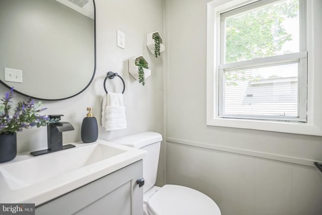 46 ROOSEVELT ST S, Paulsboro, NJ 08066