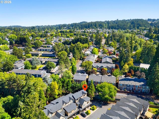 11352 Sw HALLMARK Ter, Tigard, OR 97223