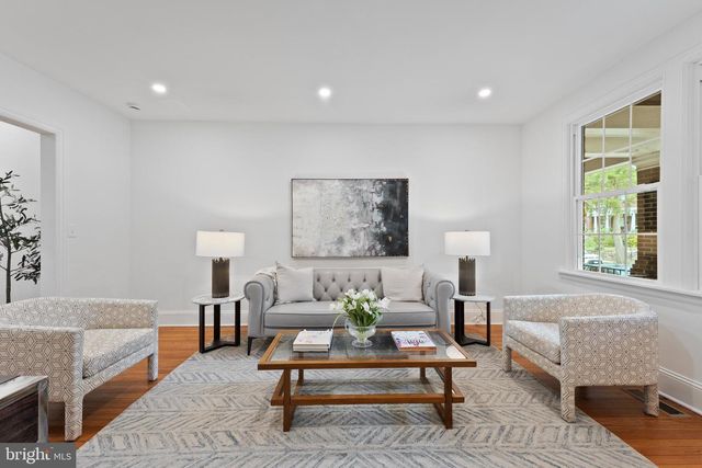 1317 RITTENHOUSE ST NW, Washington, DC 20011