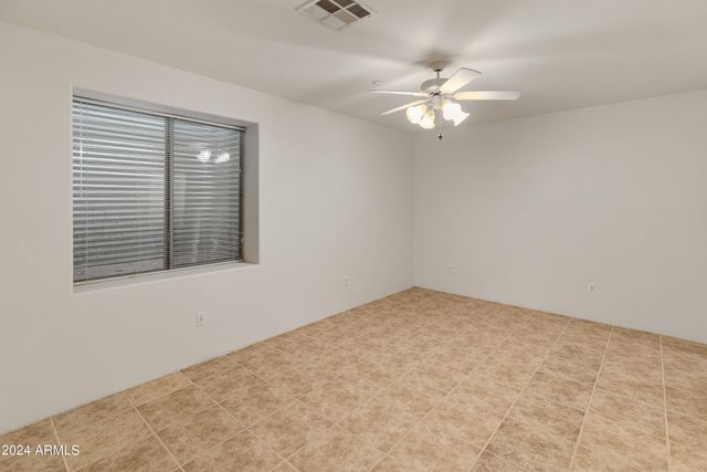 23907 N 83RD Avenue, Peoria, AZ 85383