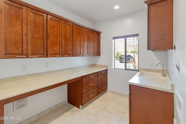 23907 N 83RD Avenue, Peoria, AZ 85383