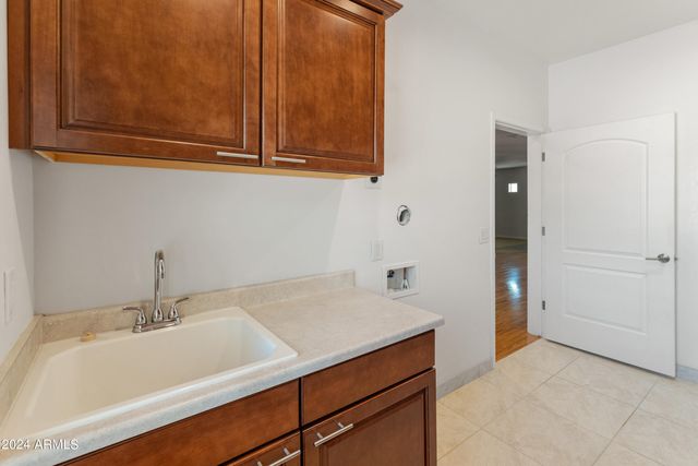 23907 N 83RD Avenue, Peoria, AZ 85383