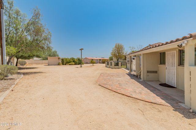 23907 N 83RD Avenue, Peoria, AZ 85383