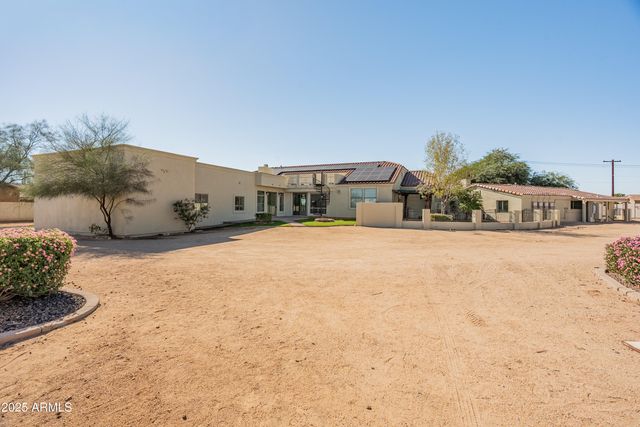 23907 N 83RD Avenue, Peoria, AZ 85383