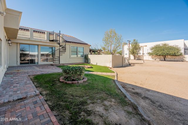 23907 N 83RD Avenue, Peoria, AZ 85383