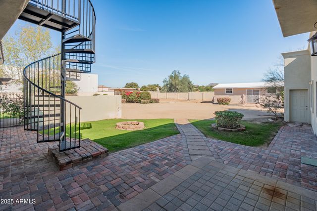 23907 N 83RD Avenue, Peoria, AZ 85383