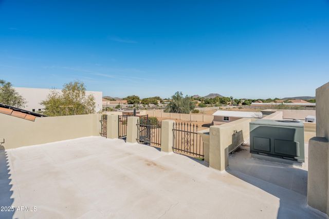 23907 N 83RD Avenue, Peoria, AZ 85383