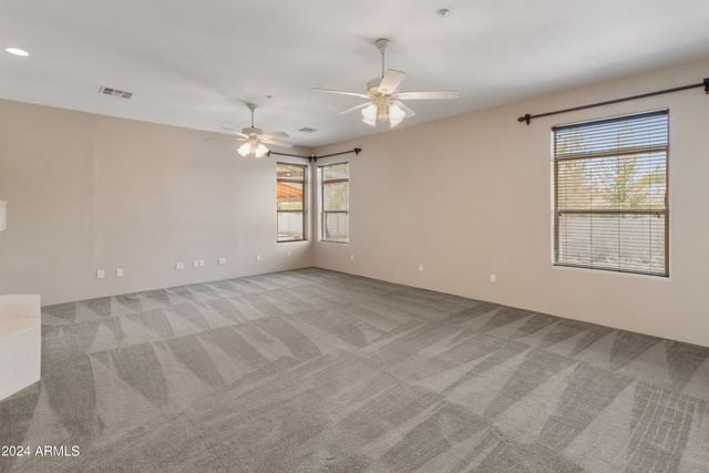 23907 N 83RD Avenue, Peoria, AZ 85383