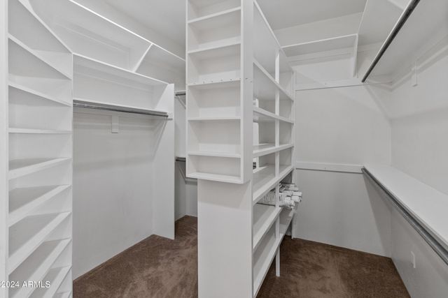 23907 N 83RD Avenue, Peoria, AZ 85383