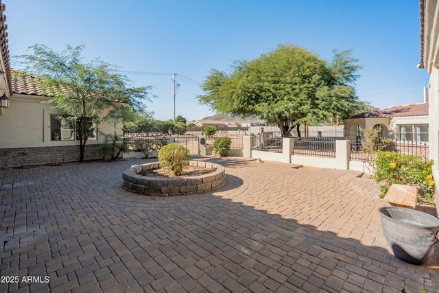 23907 N 83RD Avenue, Peoria, AZ 85383