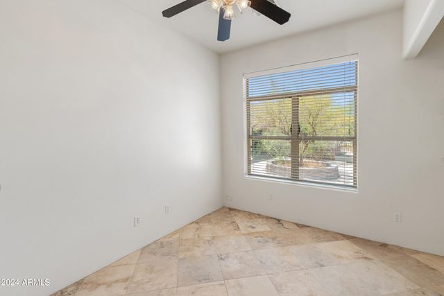 23907 N 83RD Avenue, Peoria, AZ 85383