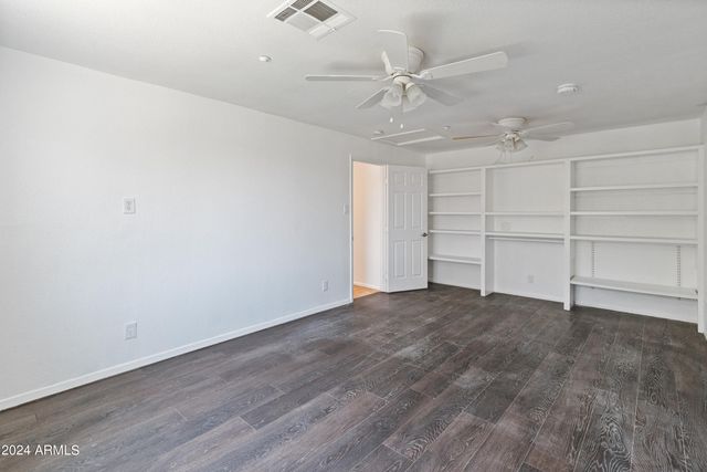 23907 N 83RD Avenue, Peoria, AZ 85383