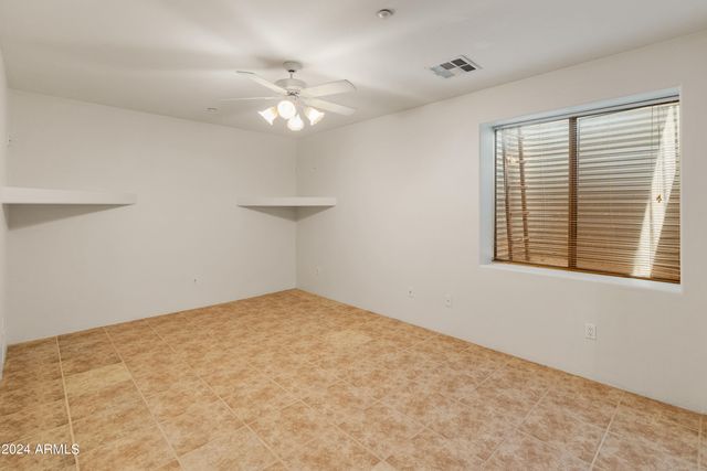 23907 N 83RD Avenue, Peoria, AZ 85383