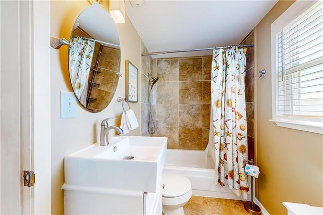 2135 Cadillac Avenue, Dauphin Island, AL 36528