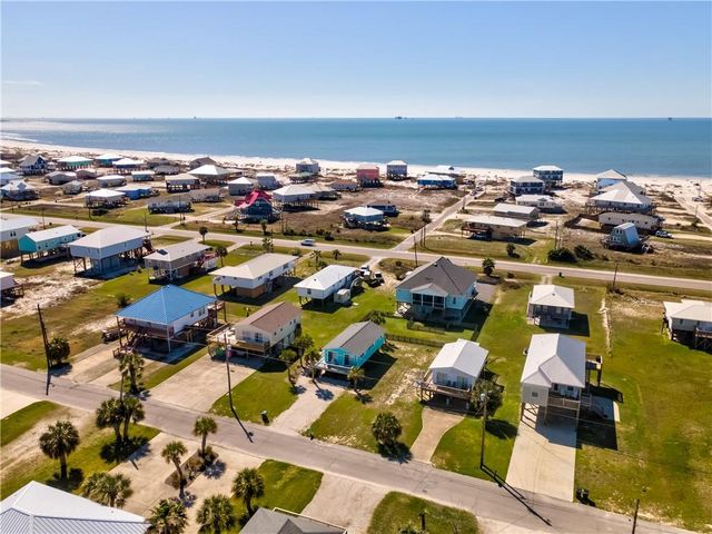 2135 Cadillac Avenue, Dauphin Island, AL 36528