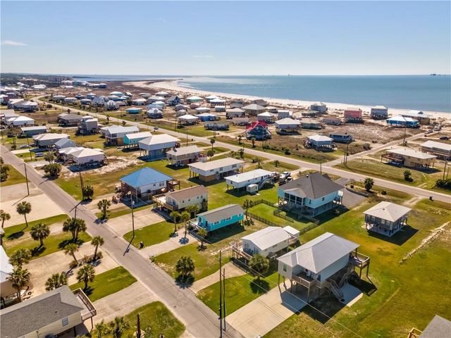 2135 Cadillac Avenue, Dauphin Island, AL 36528