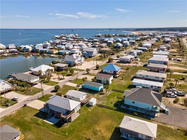 2135 Cadillac Avenue, Dauphin Island, AL 36528