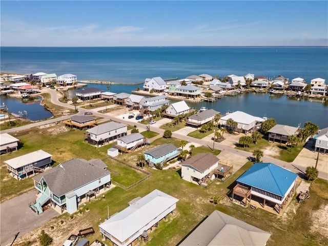 2135 Cadillac Avenue, Dauphin Island, AL 36528