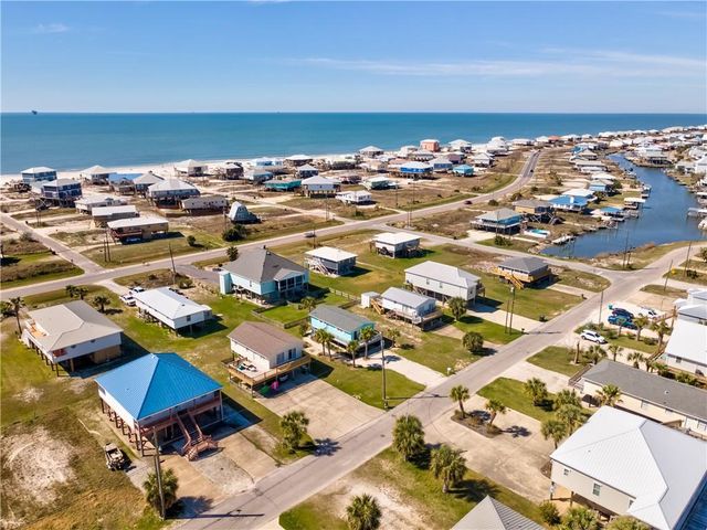 2135 Cadillac Avenue, Dauphin Island, AL 36528