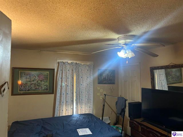 2671 Bardstown Road, Elizabethtown, KY 42701