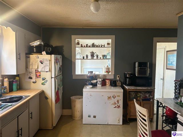 2671 Bardstown Road, Elizabethtown, KY 42701