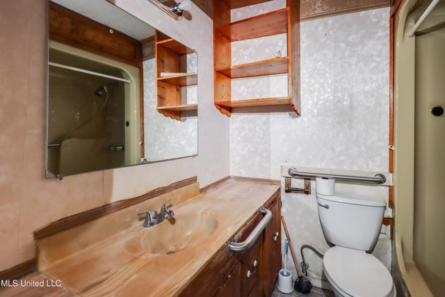 3300 Macphelah Road, Moss Point, MS 39563